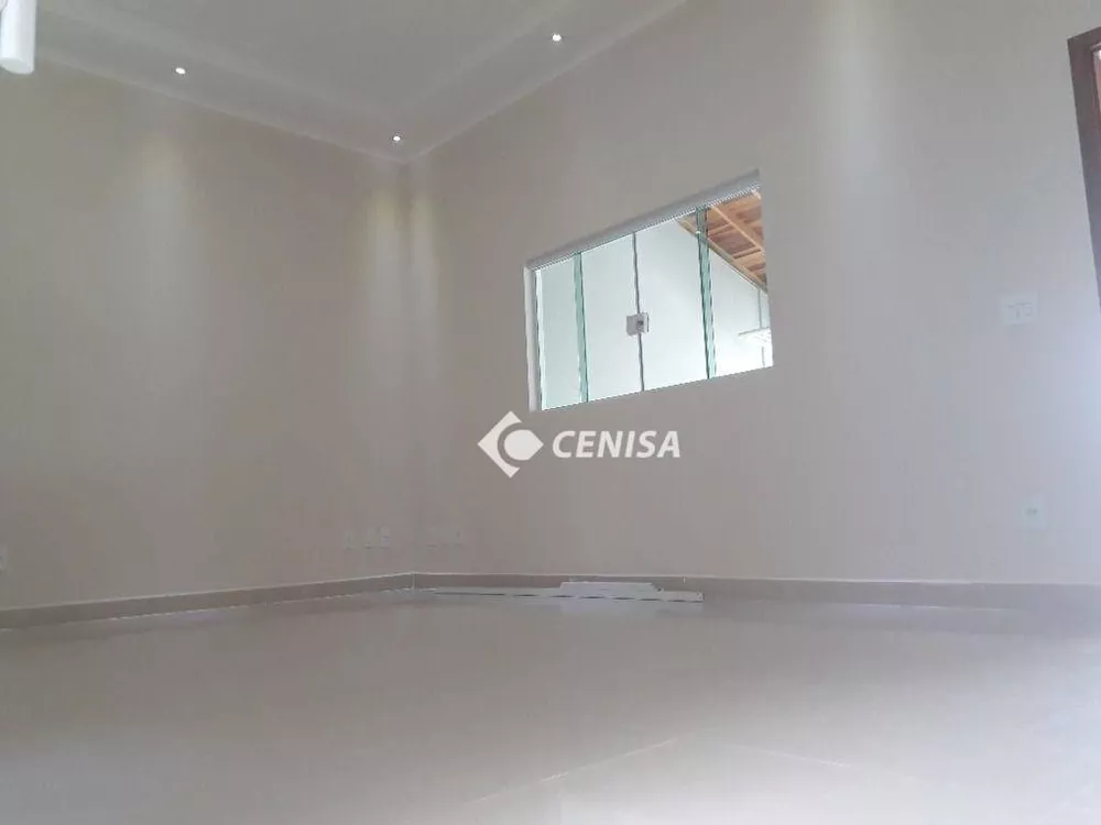 Casa à venda com 3 quartos, 133m² - Foto 4