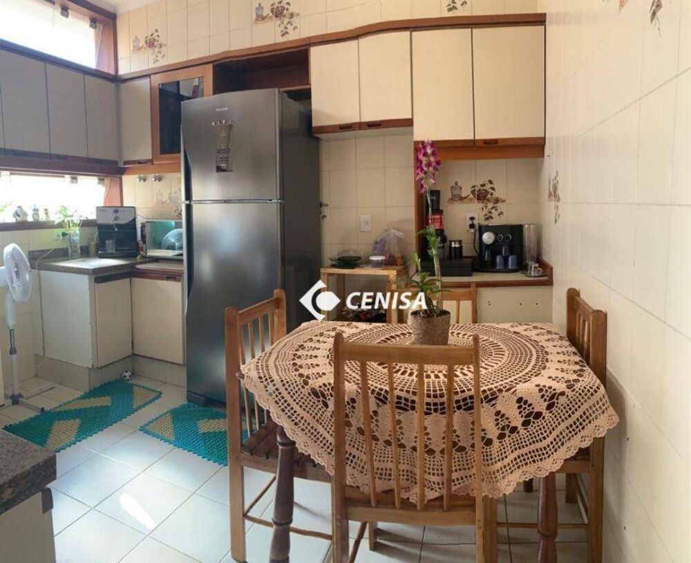 Casa, 3 quartos, 200 m² - Foto 14