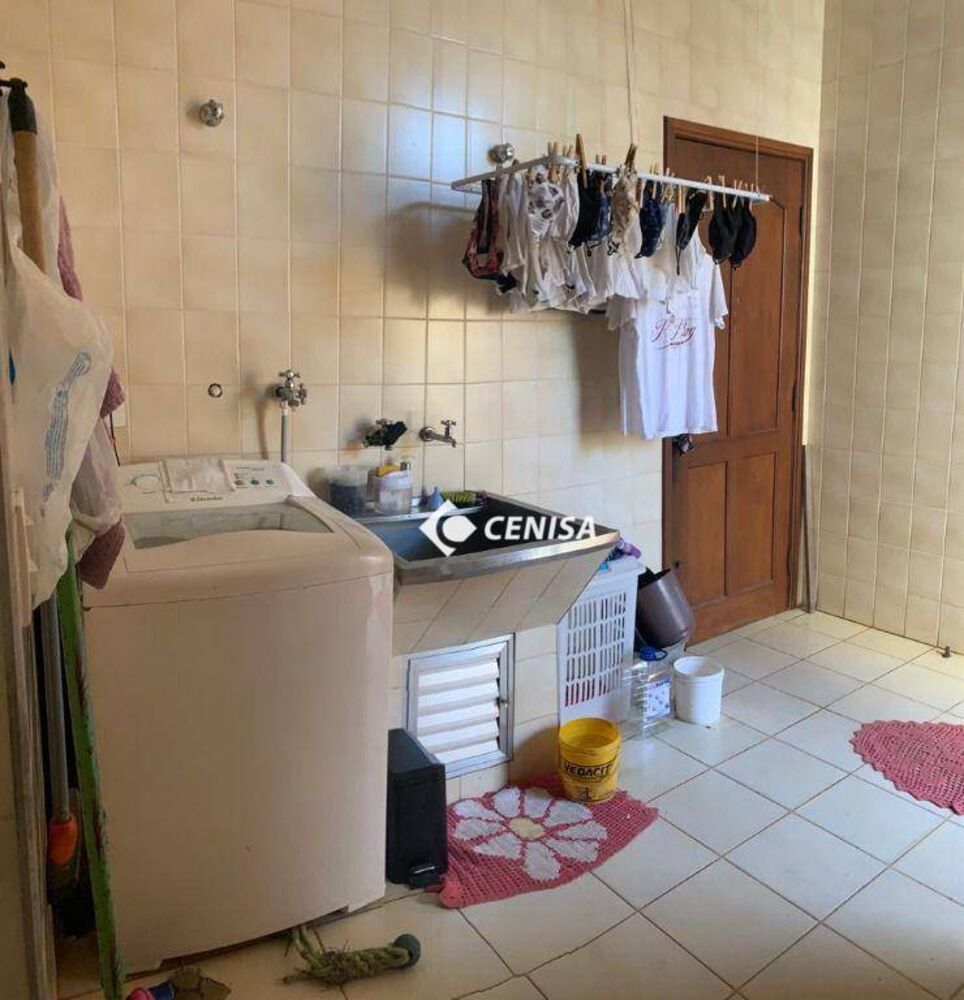 Casa, 3 quartos, 200 m² - Foto 3