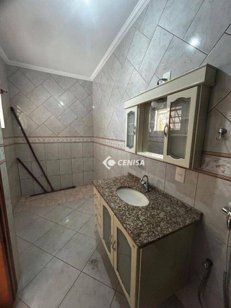 Casa para alugar com 3 quartos, 210m² - Foto 16