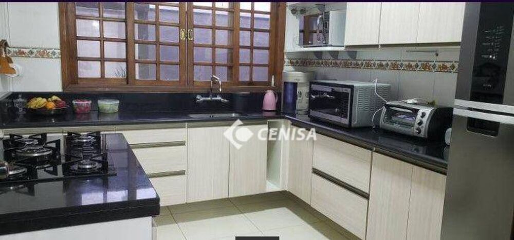 Casa, 5 quartos, 257 m² - Foto 10