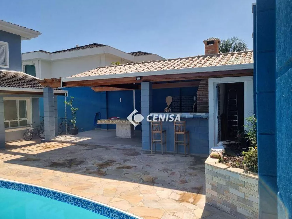 Casa de Condomínio à venda com 3 quartos, 253m² - Foto 4