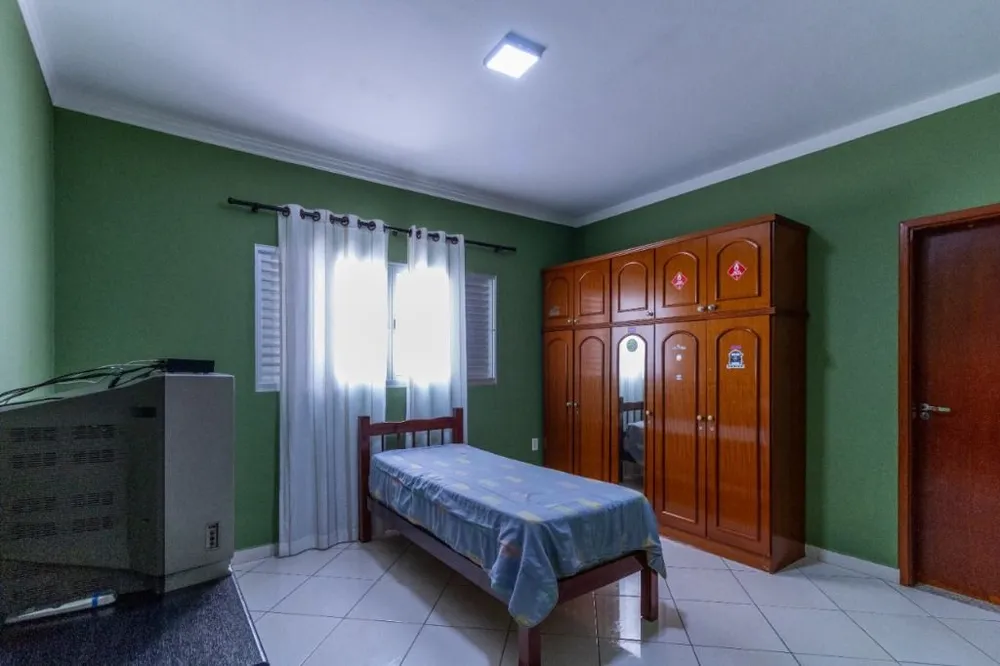 Casa, 3 quartos, 198 m² - Foto 13