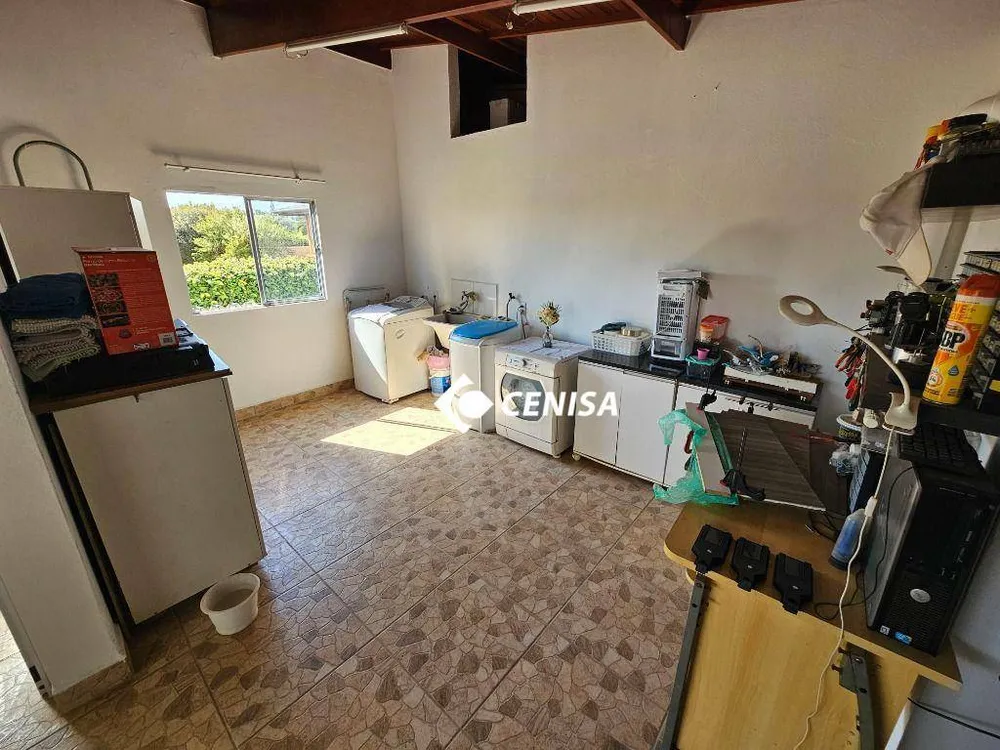 Chácara, 5 quartos, 2350 m² - Foto 4
