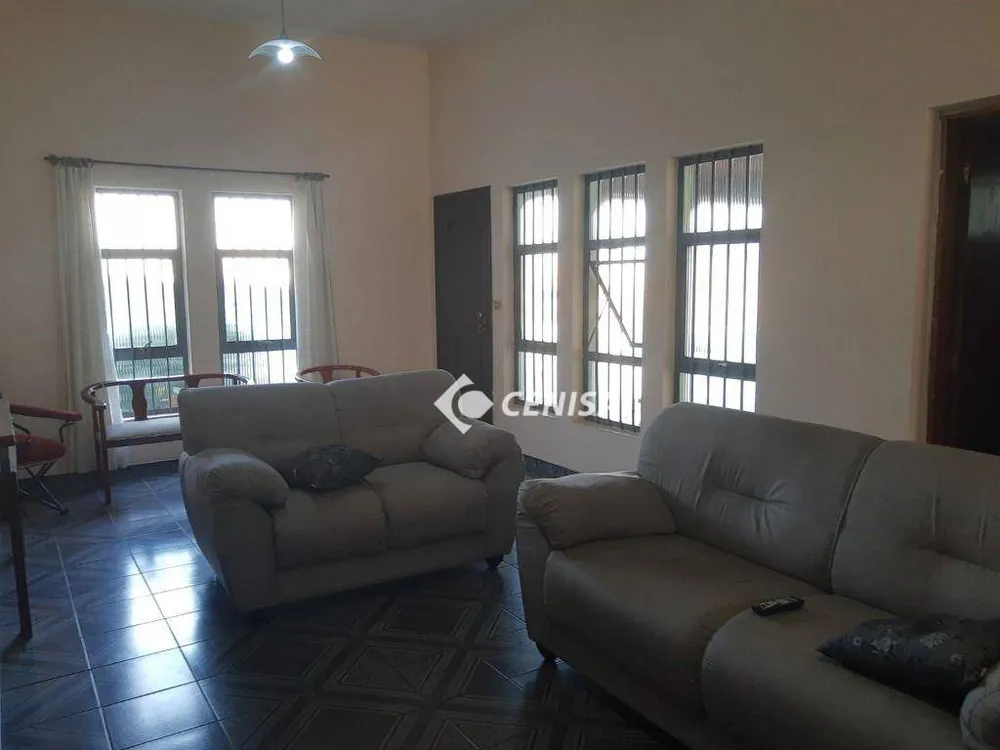 Casa, 3 quartos, 300 m² - Foto 2