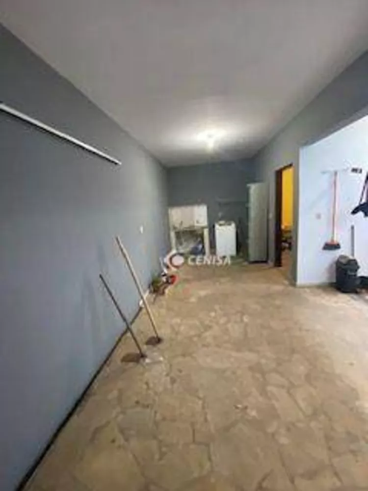 Casa à venda com 4 quartos, 423m² - Foto 4