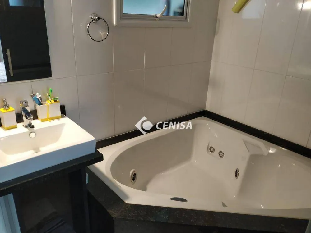Casa, 4 quartos, 180 m² - Foto 9