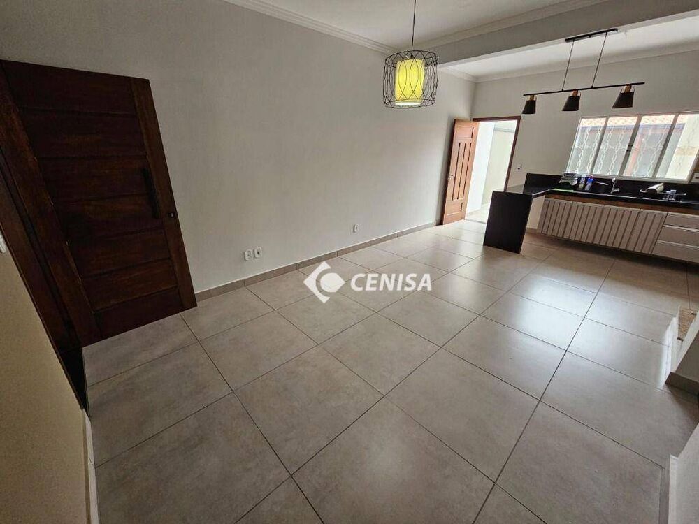 Casa, 3 quartos, 131 m² - Foto 4