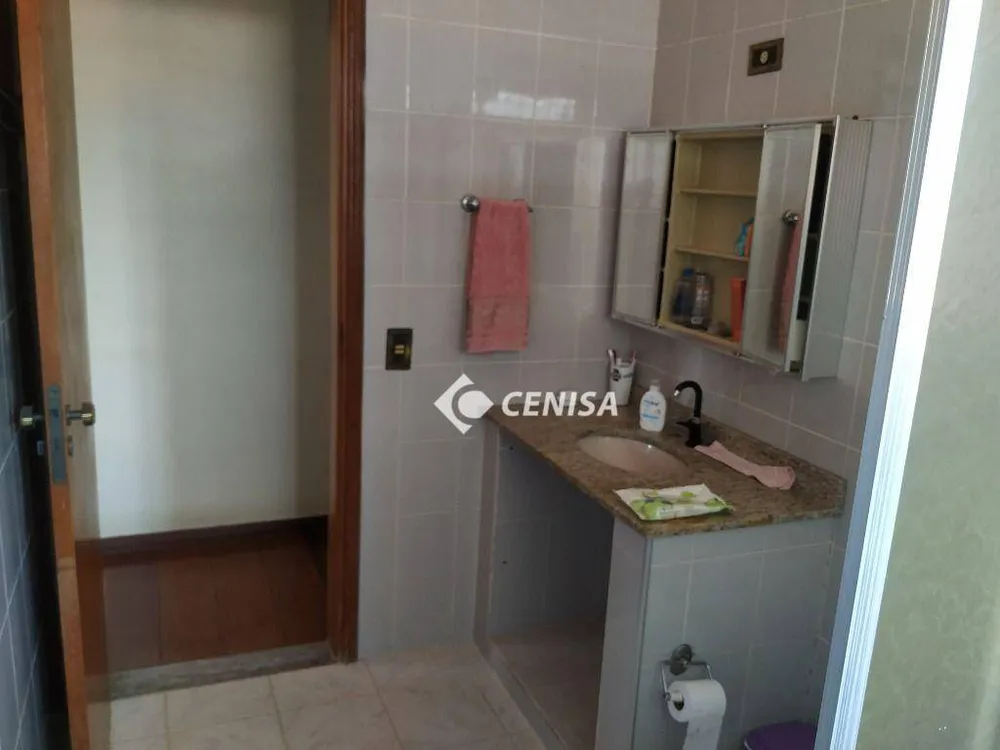 Casa, 3 quartos, 258 m² - Foto 9