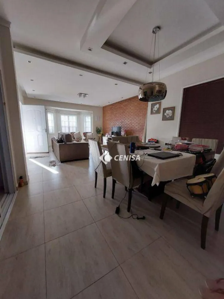 Casa, 3 quartos, 166 m² - Foto 1