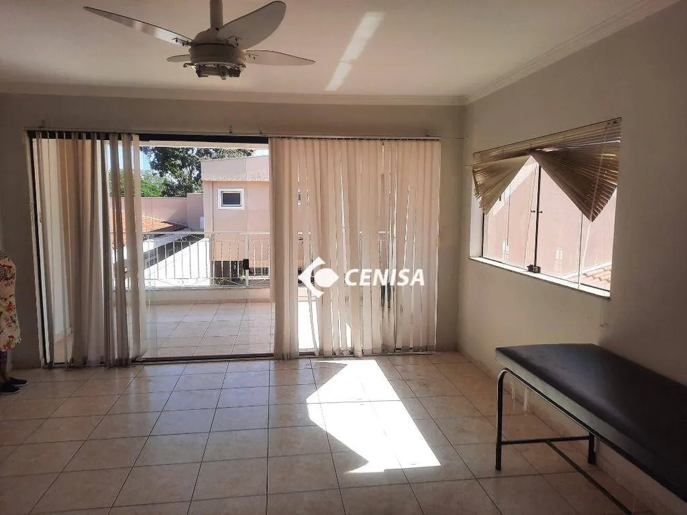 Casa, 6 quartos, 486 m² - Foto 3