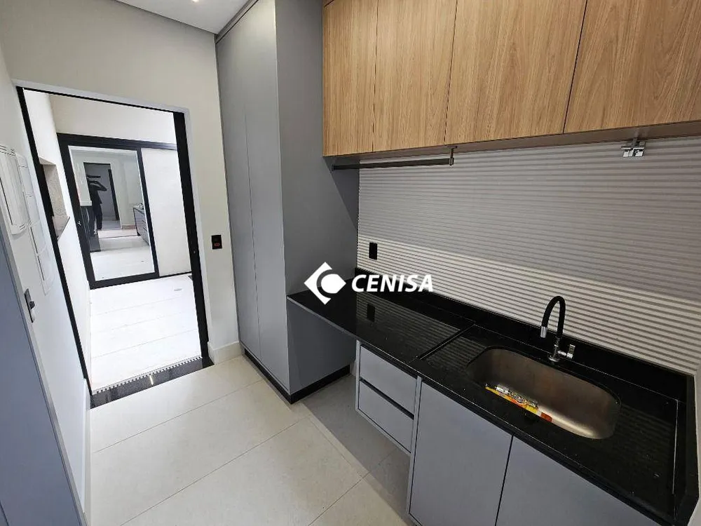 Casa, 3 quartos, 285 m² - Foto 4