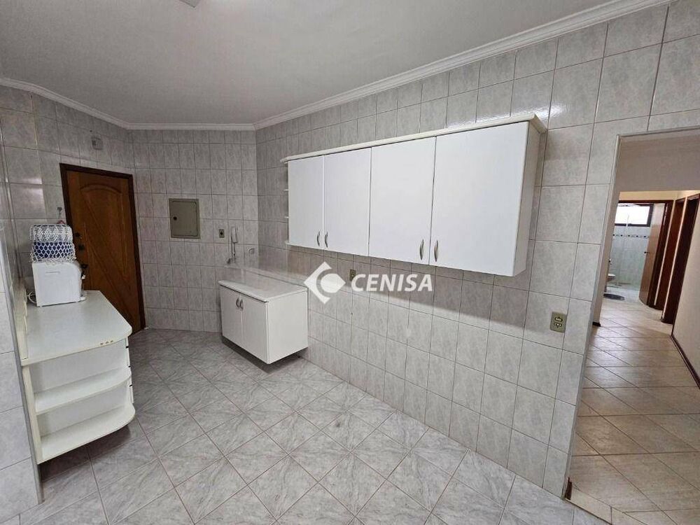 Apartamento para alugar com 3 quartos, 110m² - Foto 8