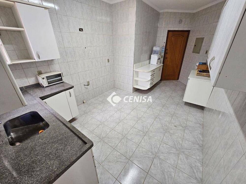 Apartamento para alugar com 3 quartos, 110m² - Foto 7