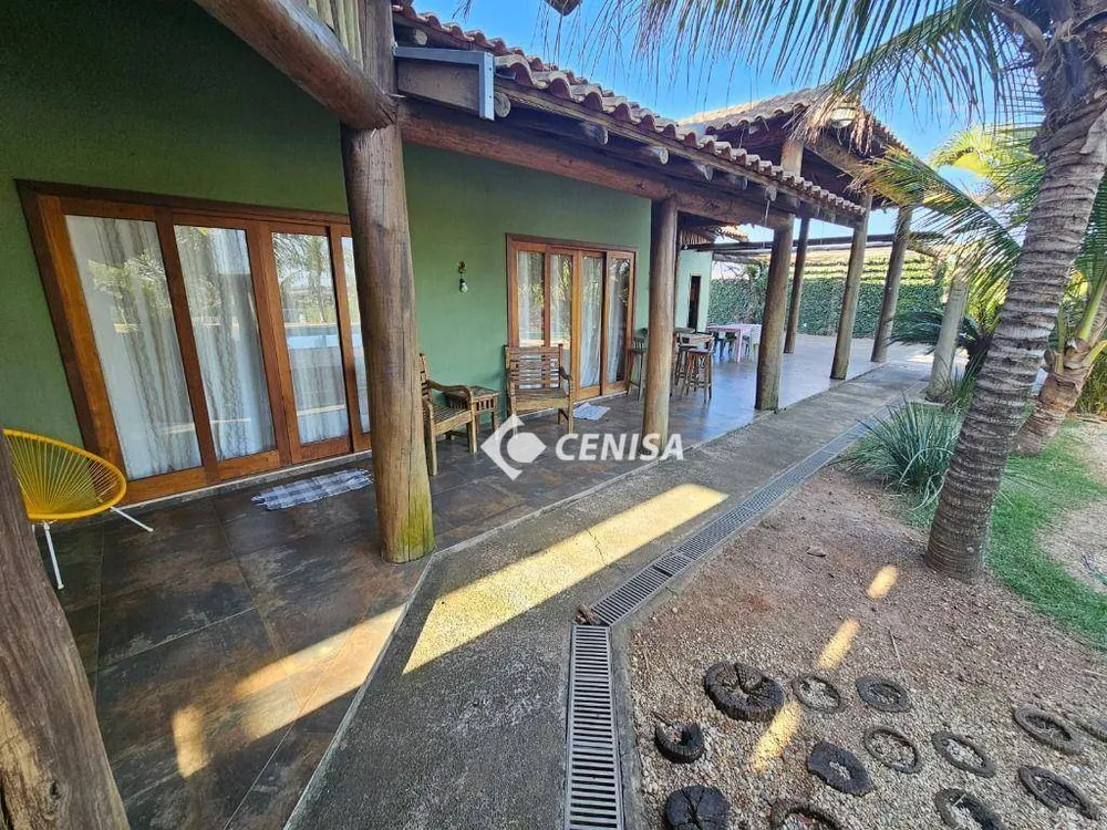 Chácara, 3 quartos, 2050 m² - Foto 1