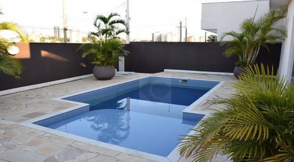 Casa, 5 quartos, 378 m² - Foto 1