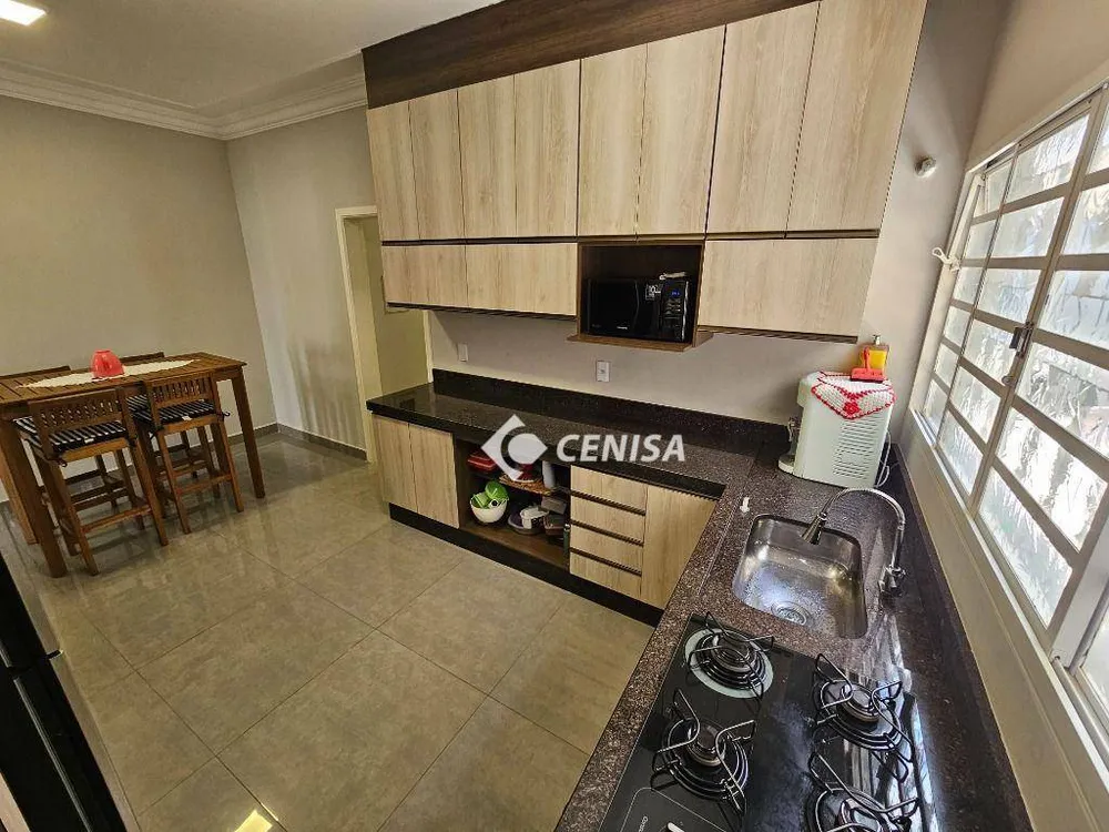 Casa, 3 quartos, 135 m² - Foto 3