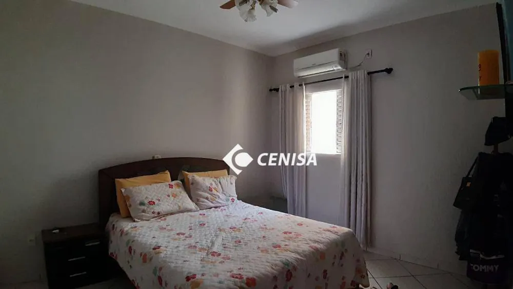 Casa, 3 quartos, 190 m² - Foto 2