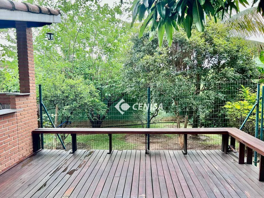 Chácara, 3 quartos, 1120 m² - Foto 1