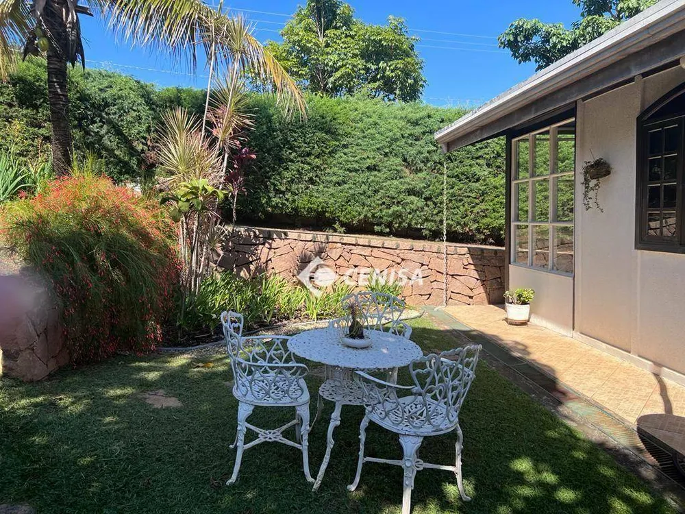 Chácara, 3 quartos, 1120 m² - Foto 5