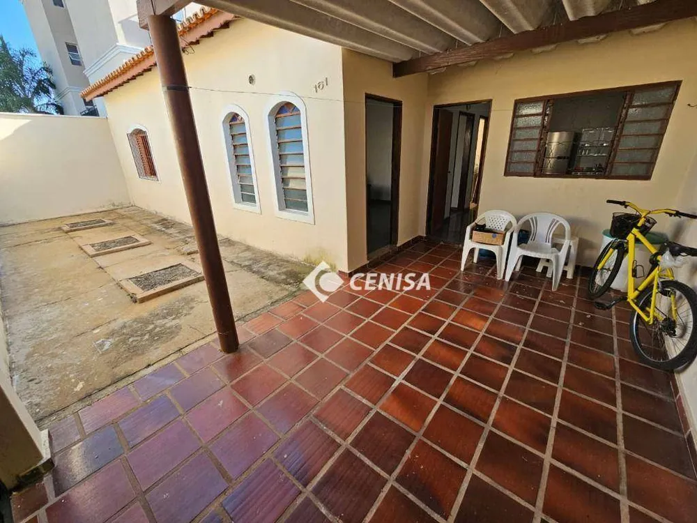 Casa, 2 quartos, 81 m² - Foto 1