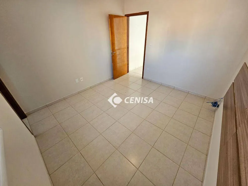 Casa, 4 quartos, 160 m² - Foto 1