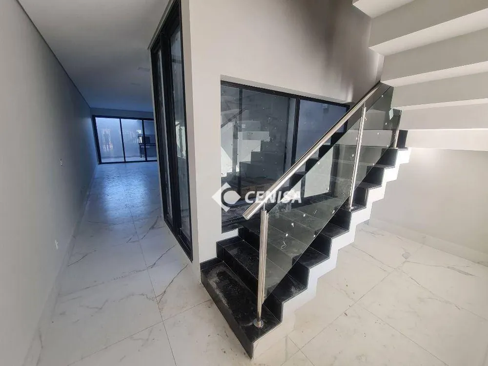 Casa, 3 quartos, 206 m² - Foto 4