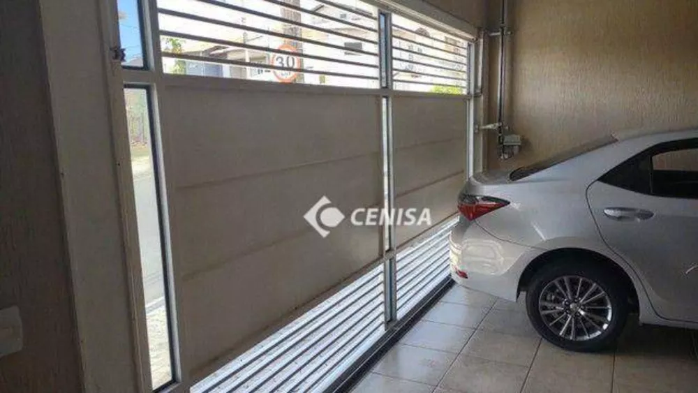 Casa à venda com 3 quartos, 150m² - Foto 2