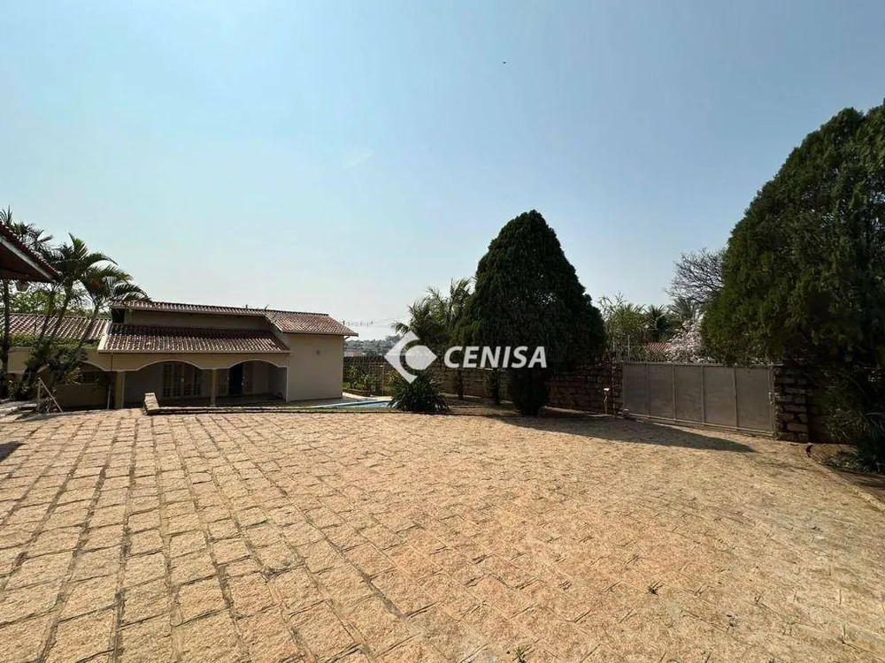 Casa, 3 quartos, 314 m² - Foto 1