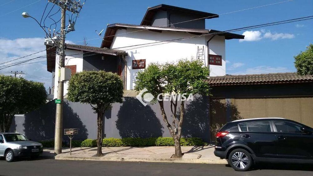 Casa, 3 quartos, 240 m² - Foto 11