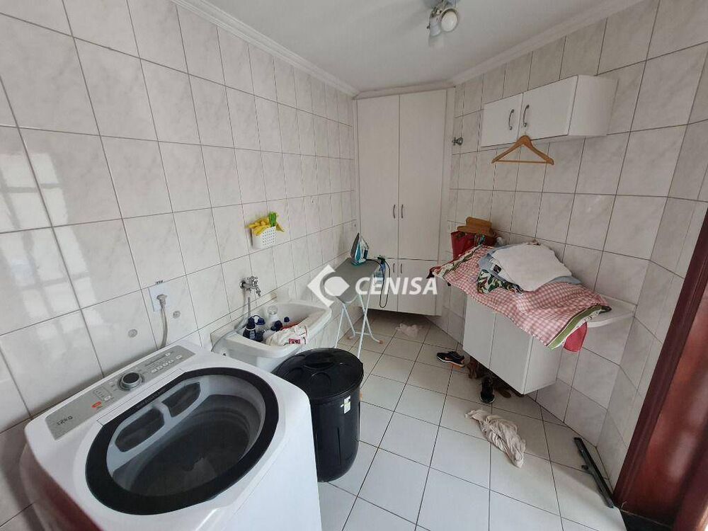 Casa, 3 quartos, 240 m² - Foto 13