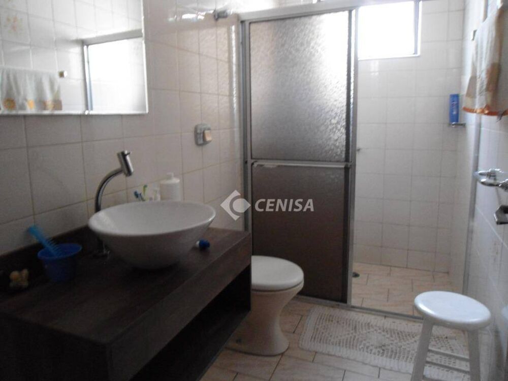 Casa, 3 quartos, 220 m² - Foto 11