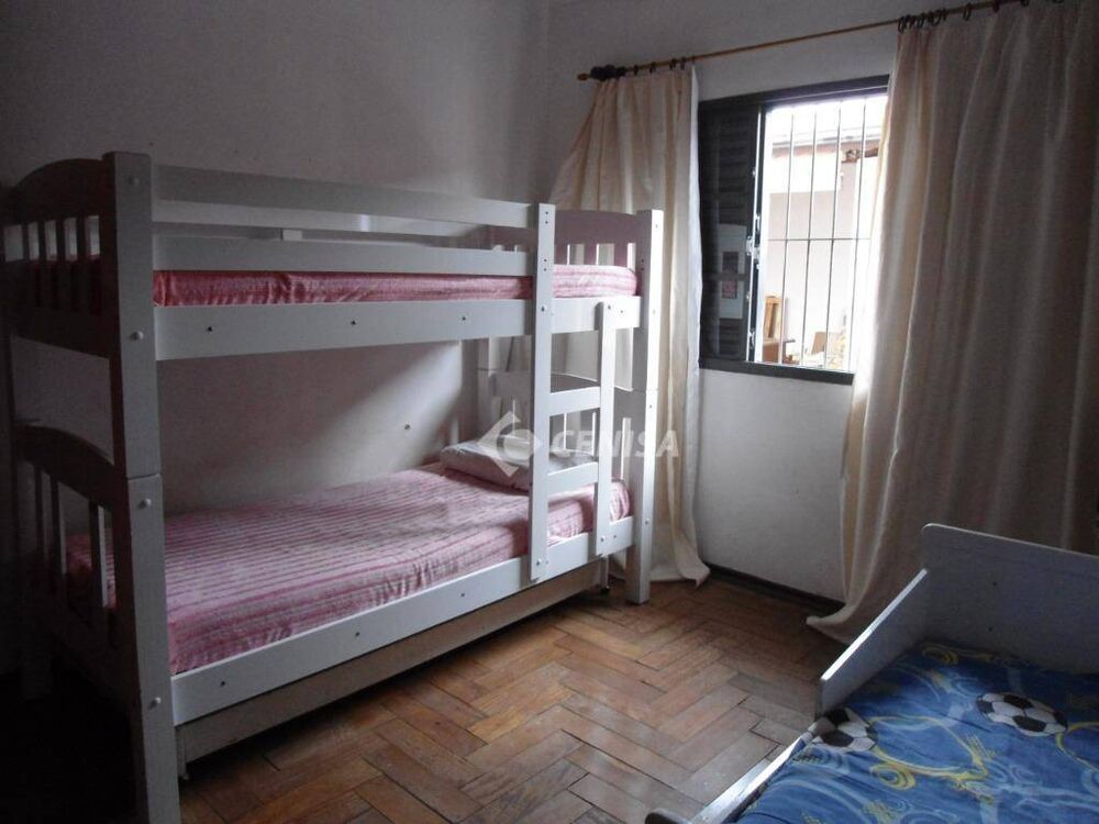 Casa, 3 quartos, 220 m² - Foto 6