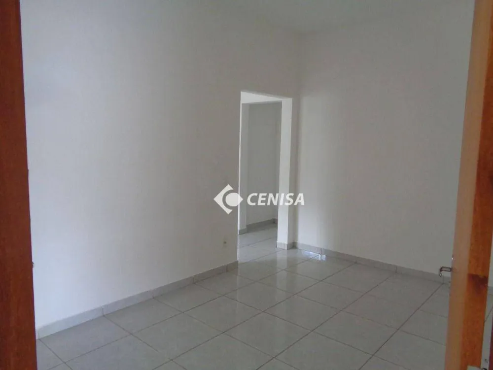 Casa, 3 quartos, 250 m² - Foto 4