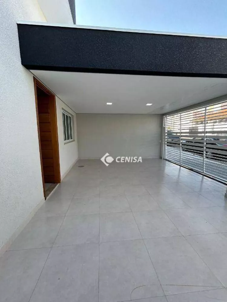 Casa à venda com 3 quartos, 92m² - Foto 4