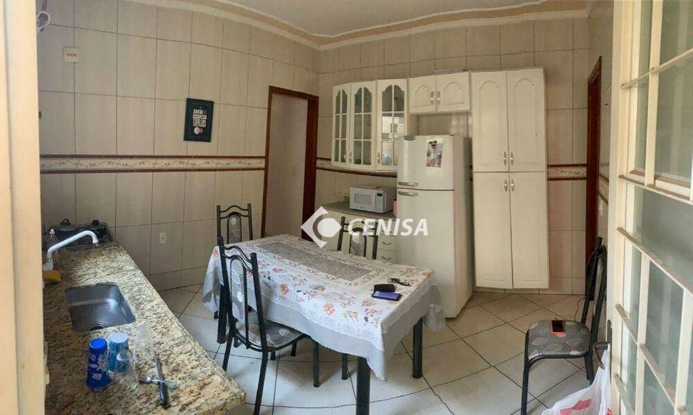 Casa, 3 quartos, 130 m² - Foto 4