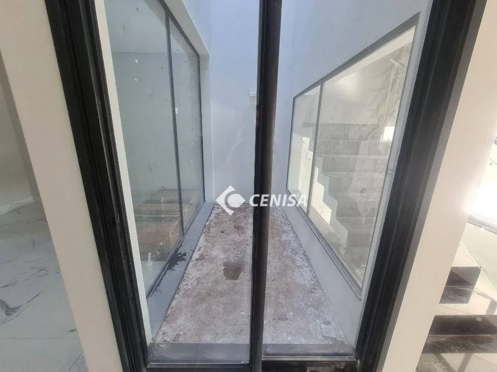 Casa, 3 quartos, 206 m² - Foto 2