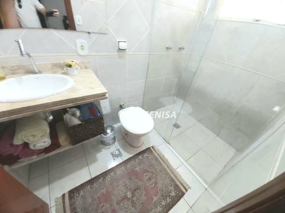 Casa, 3 quartos, 228 m² - Foto 11