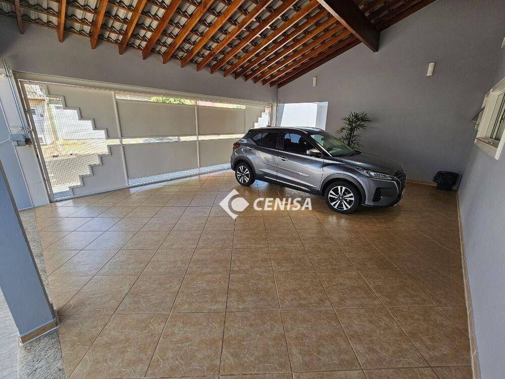 Casa, 3 quartos, 236 m² - Foto 2