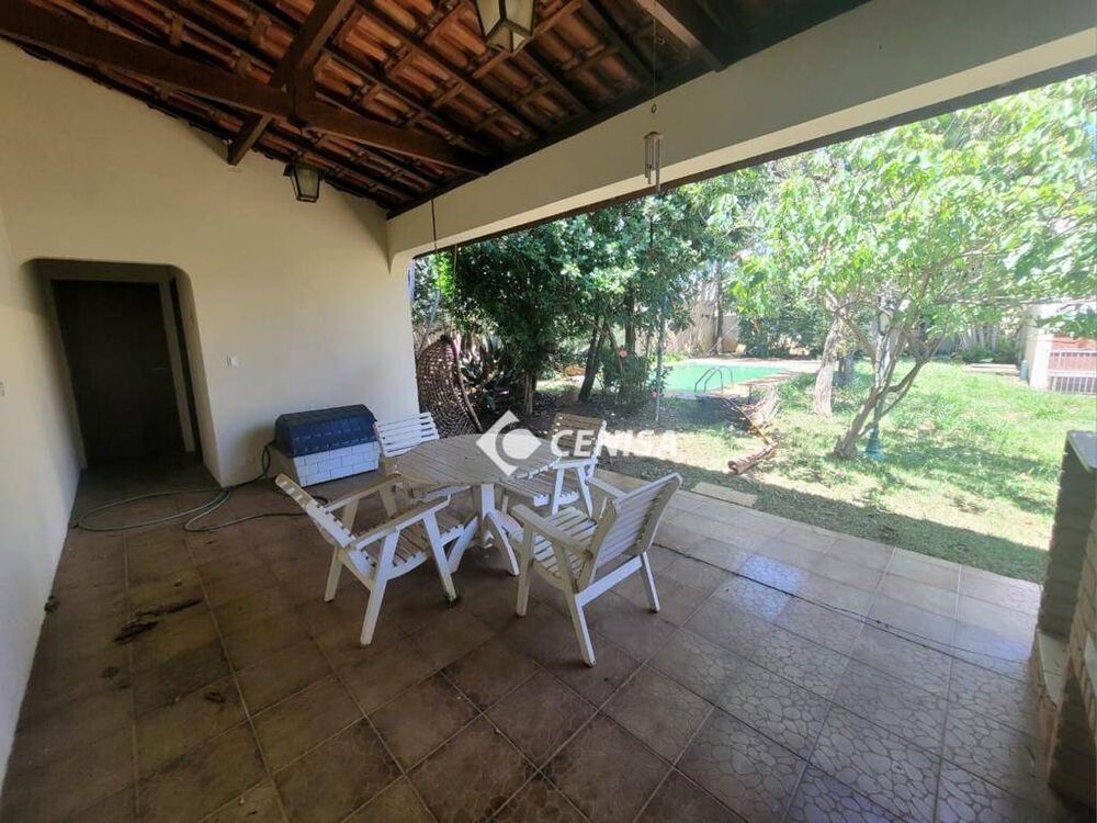 Casa, 3 quartos, 240 m² - Foto 9