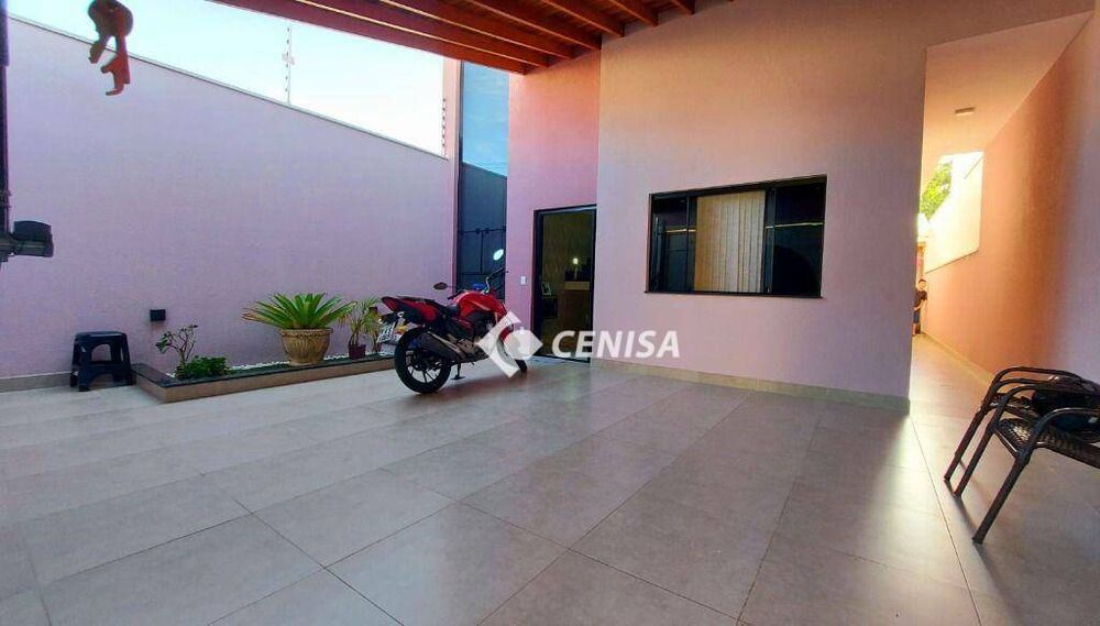Casa, 3 quartos, 165 m² - Foto 1
