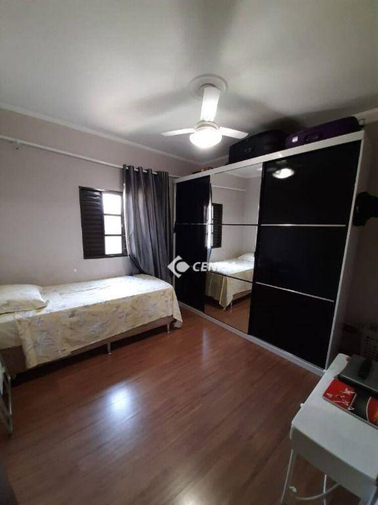 Casa à venda com 3 quartos, 185m² - Foto 13