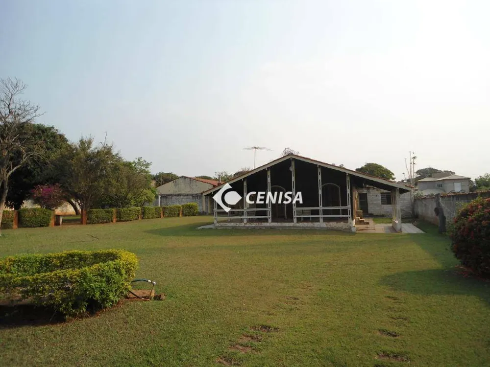 Chácara, 3 quartos, 2000 m² - Foto 1
