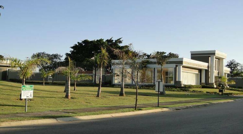 Casa de Condomínio à venda e aluguel com 3 quartos, 245m² - Foto 14