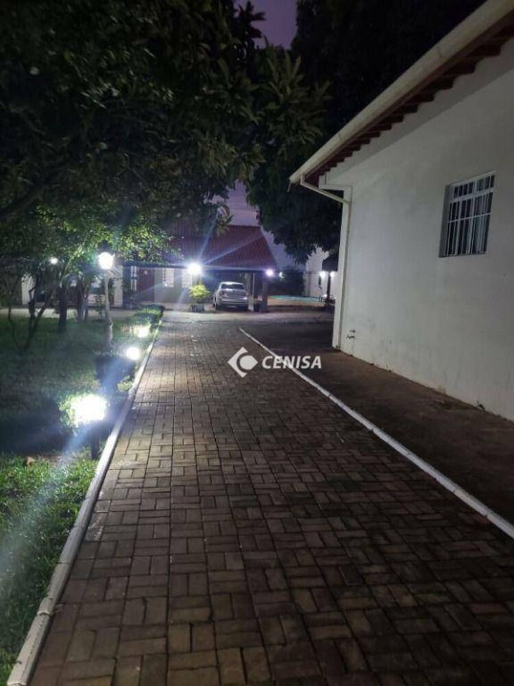 Chácara, 3 quartos, 1000 m² - Foto 1