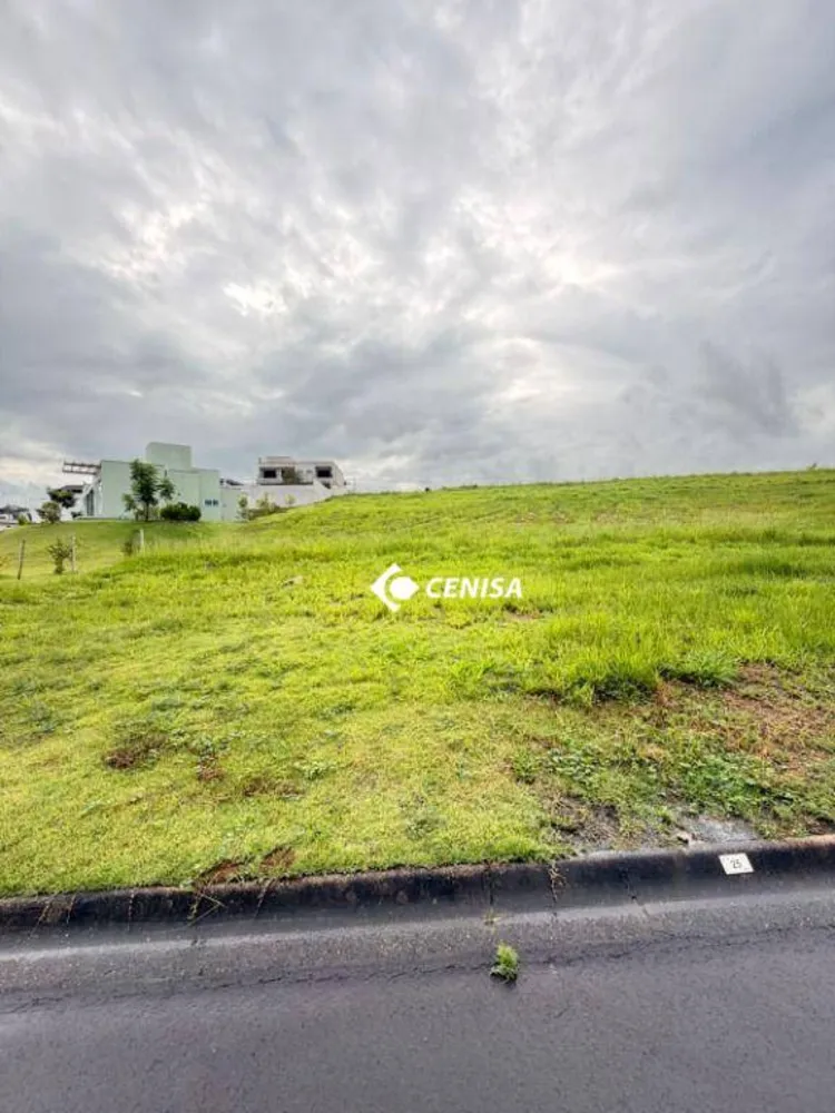 Loteamento e Condomínio, 1200 m² - Foto 1