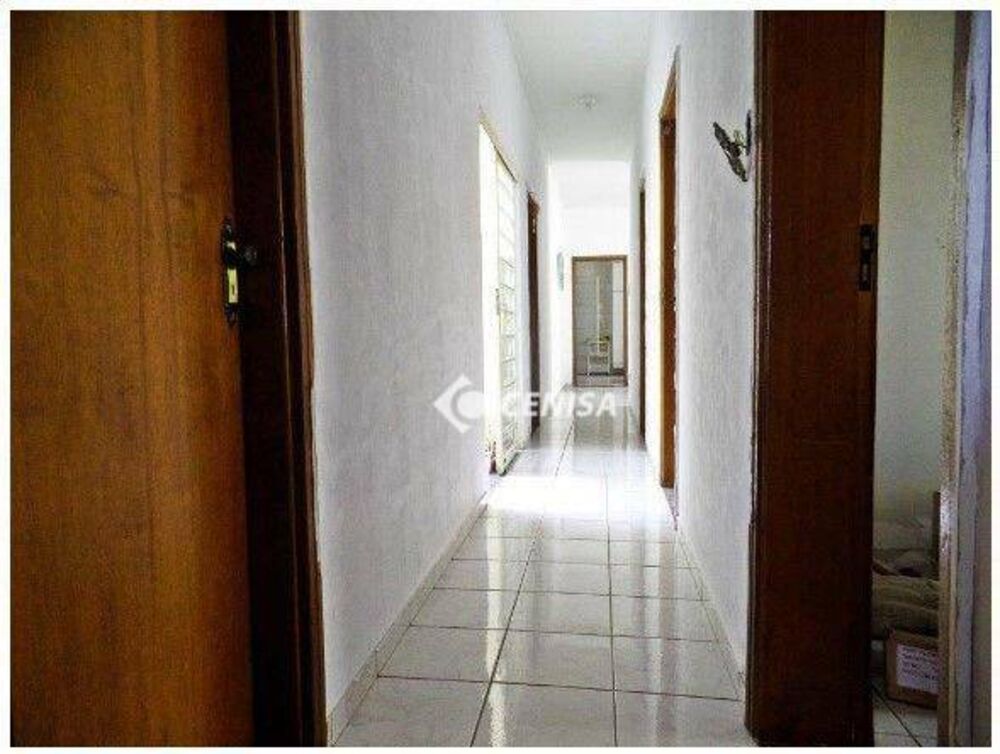 Casa, 6 quartos, 213 m² - Foto 9
