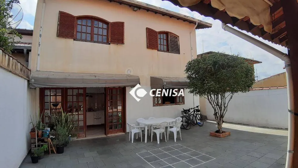 Casa, 4 quartos, 234 m² - Foto 8