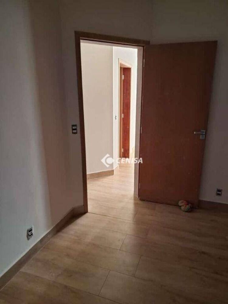 Casa, 3 quartos, 196 m² - Foto 8