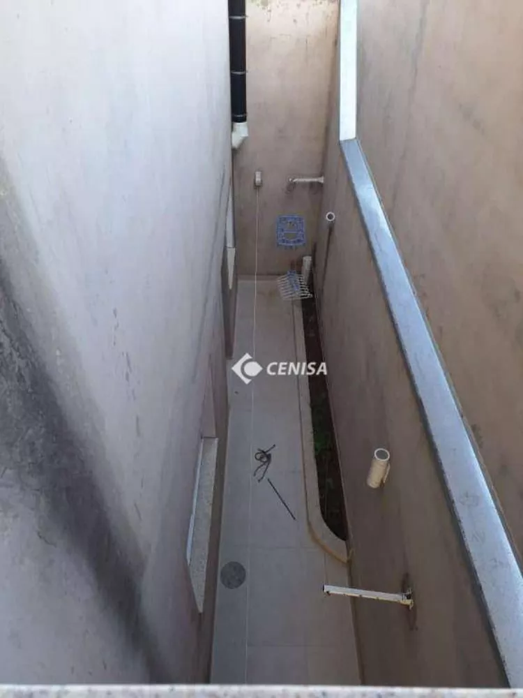 Casa, 3 quartos, 196 m² - Foto 1